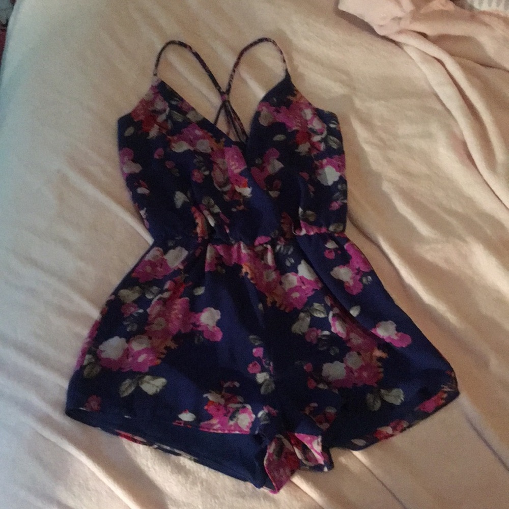 Forever 21 romper - Picture 1 of 2